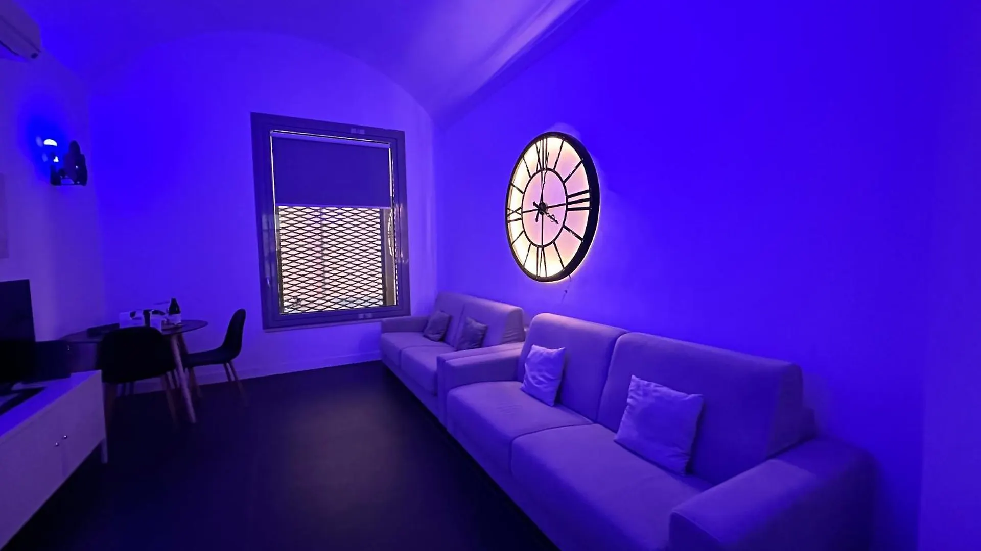 Eureka Apartment Catania Italy